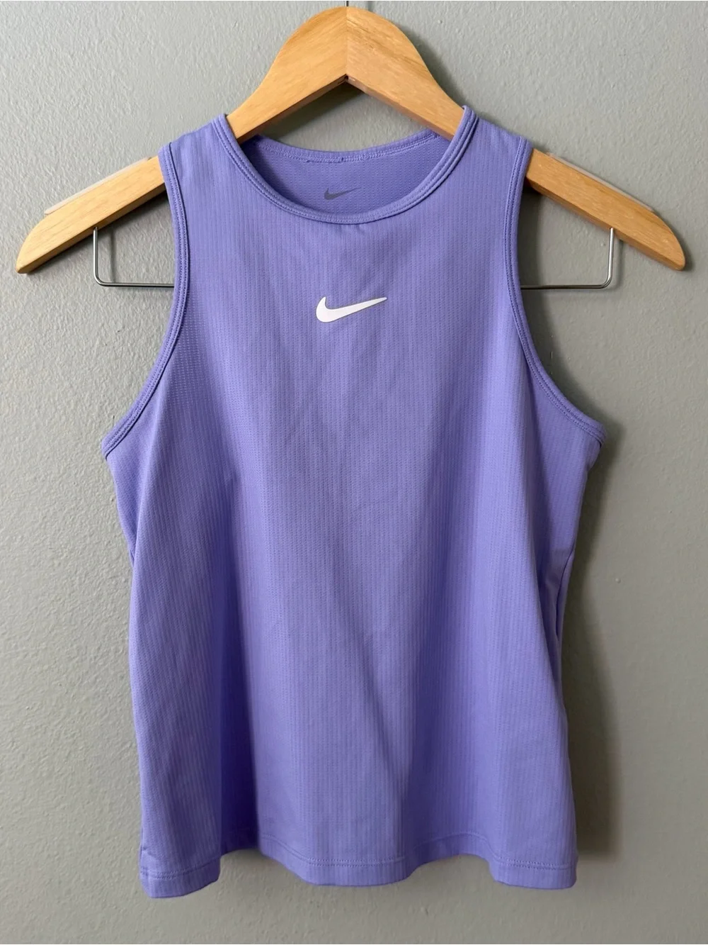 Nike Dri-FIT Lavender Racerback Tank Top Women’s Athletic Tennis Yoga Shirt M